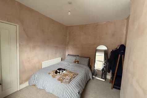 Bedroom Two.jpg