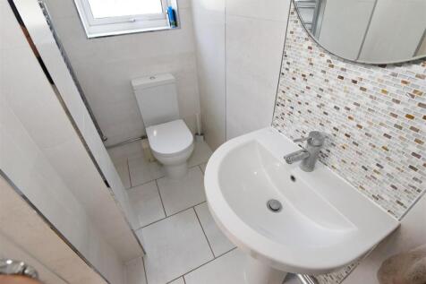 Downstairs WC..jpg