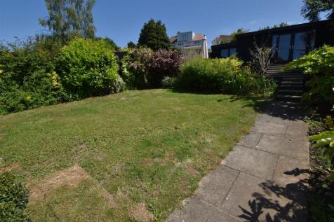 Lawned Area.JPG