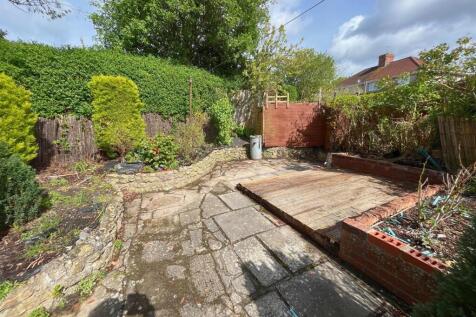 Rear patio area.jpg