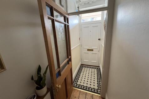 Vestibule.jpg