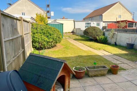 Garden to rear.jpg