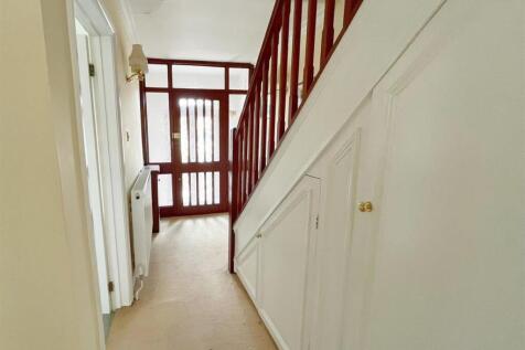 Hallway.jpg
