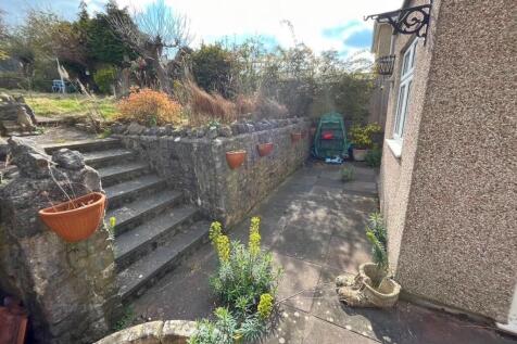 Lower patio.jpg