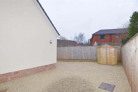 Garden and shed.jpg
