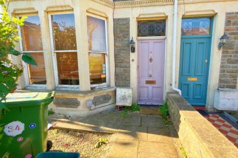 Front door and path.jpg
