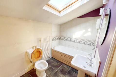 Downstairs bathroom.jpg
