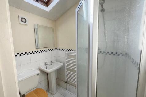 First floor Shower room.jpg