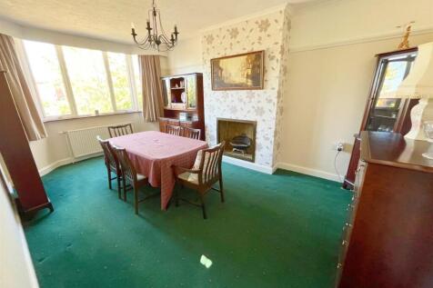 Dining room.jpg