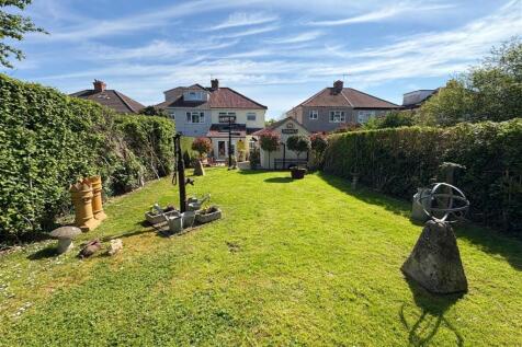 Rear view of property.jpg