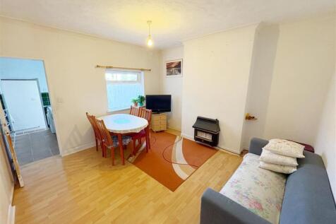 Dining room.jpg
