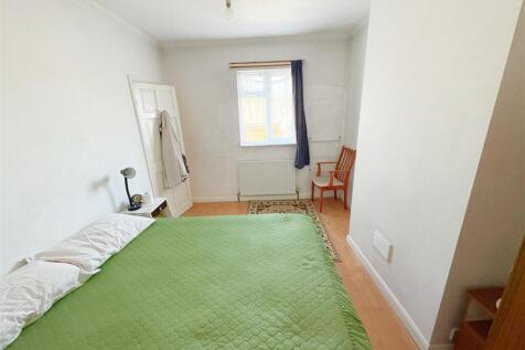 Bedroom Two (1).jpg
