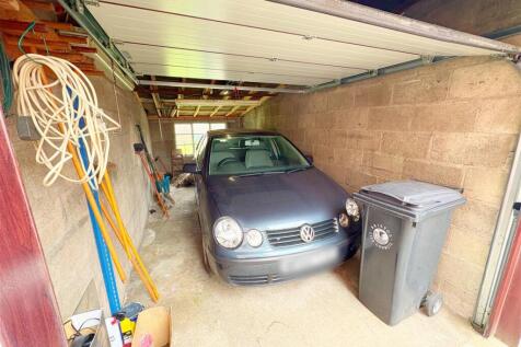 Garage.jpg