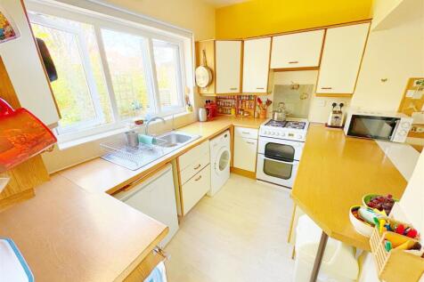 Kitchen shot.jpg