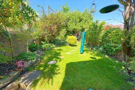 Rear garden.jpg