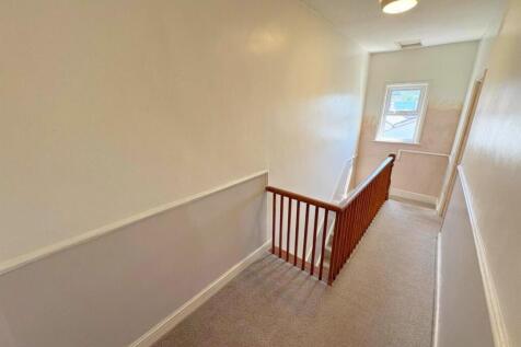 First floor landing.jpg