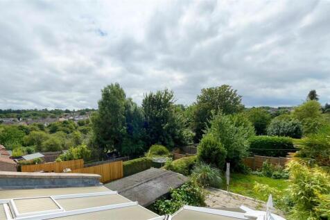 View to rear of property.jpg