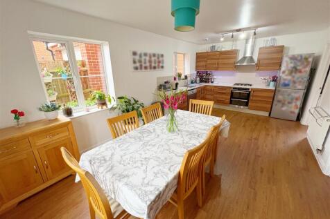 Kitchen_Dining room.jpg