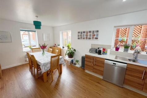 Dining area and kitchen.jpg