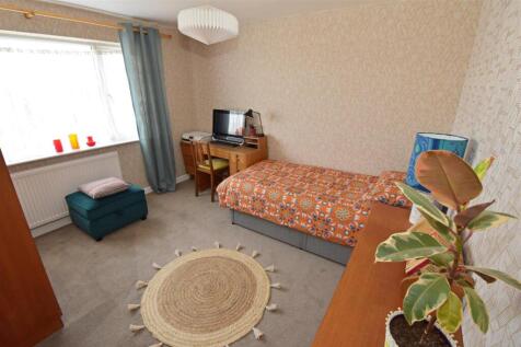 Bedroom two.jpg