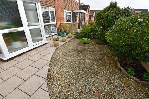 Front garden.jpg
