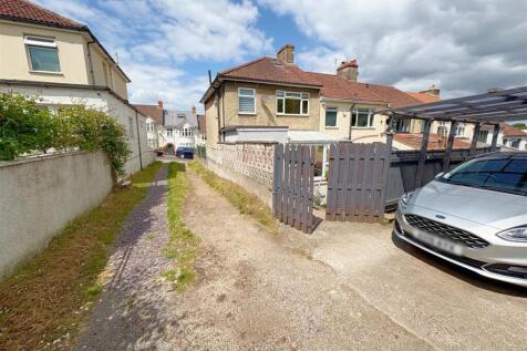 Access to garage and parking space.jpg