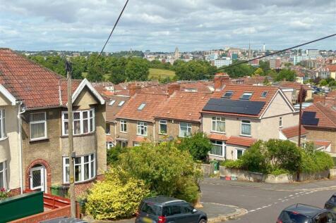 Views towards City centre and suspension bridge.jp