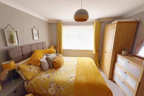 Bedroom Three (1).jpg