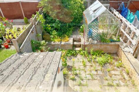 Rear garden and patio (1).jpg