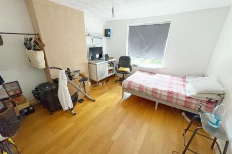 Bedroom Two.jpg