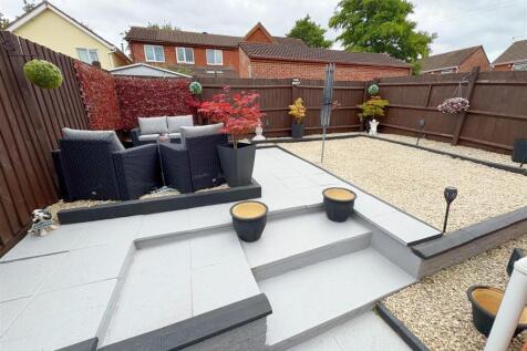 Rear garden and patio (4).jpg