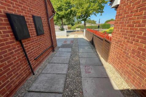 Driveway.jpg