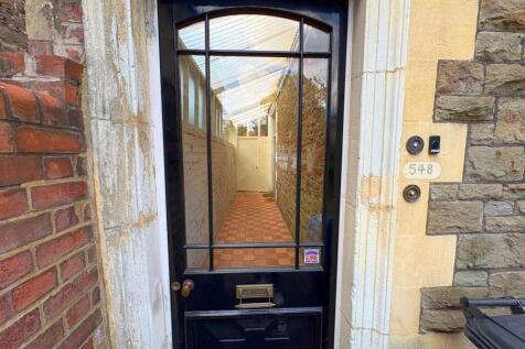 Communal front door.jpg