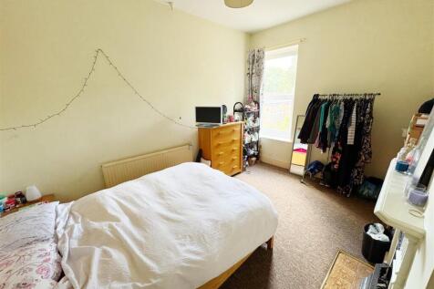 Bedroom Three.jpg