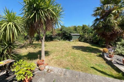 Rear garden (3).jpg