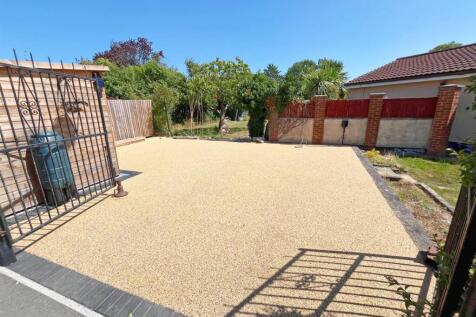 Driveway.jpg