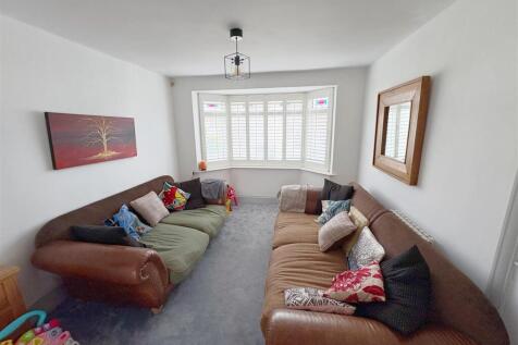 Lounge area.jpg