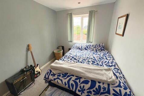 Bedroom Two (5).jpg