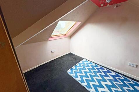 Bedroom 5 (1).jpg
