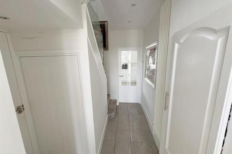 Hallway and storage  (1).jpg