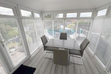 Summer room conservatory.jpg