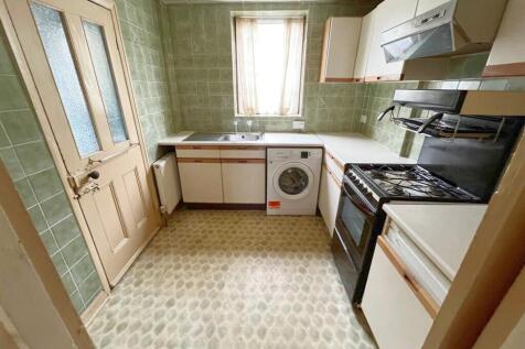 Kitchen (3).jpg