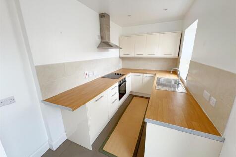 Kitchen shot.jpg