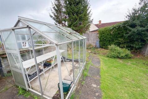 Greenhouse and rear garden.jpg