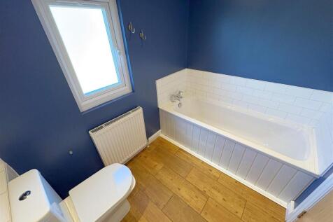 Bathroom (6).jpg