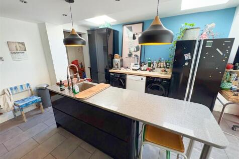 Kitchen_Breakfast room (1).jpg