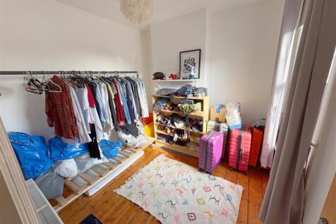 Bedroom Two (7).jpg