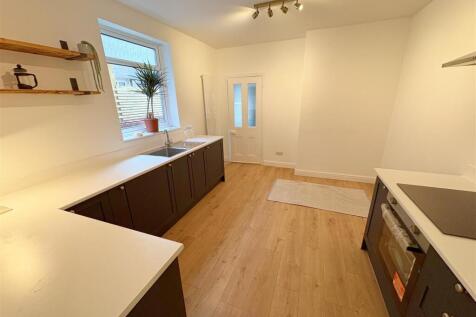 Kitchen_Breakfast room.jpg