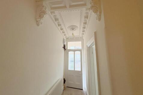 Hallway.jpg