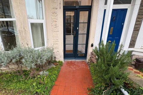 Front door and pathway.jpg